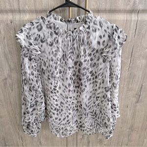 Like New!  Ann Taylor snow leopard ruffle sleeve mock neck blouse - Medium